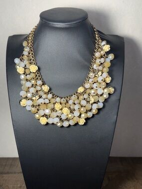 1960’s shimmering faceted bead Floral Statement Necklace - Women's Jewelry